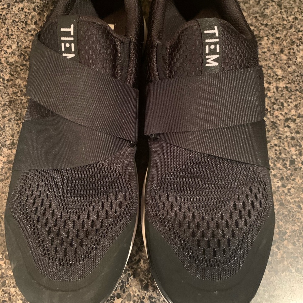 TIEM Spin Shoes black size 8